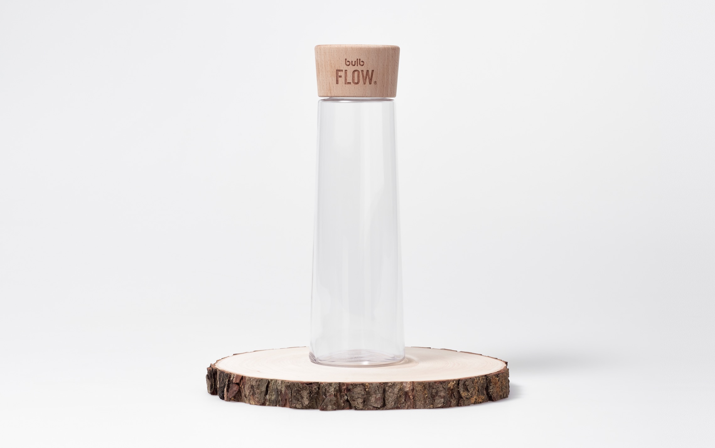 The FLOW drinking bottle embodies sustainability in its most beautiful form.